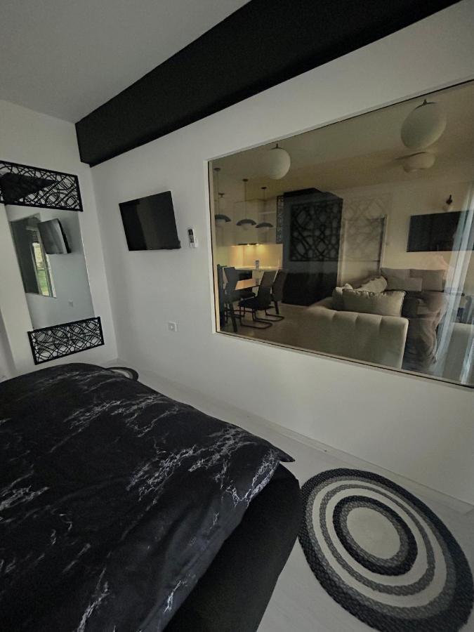 Sandev Apartments Black&White Štip Екстериор снимка