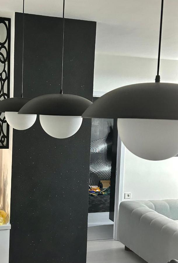 Sandev Apartments Black&White Štip Екстериор снимка