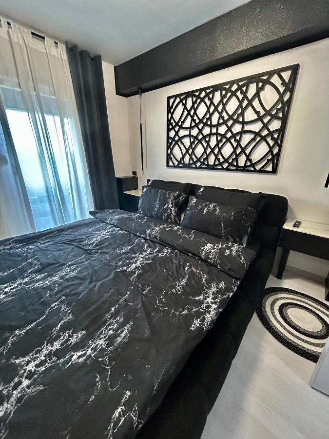 Sandev Apartments Black&White Štip Екстериор снимка